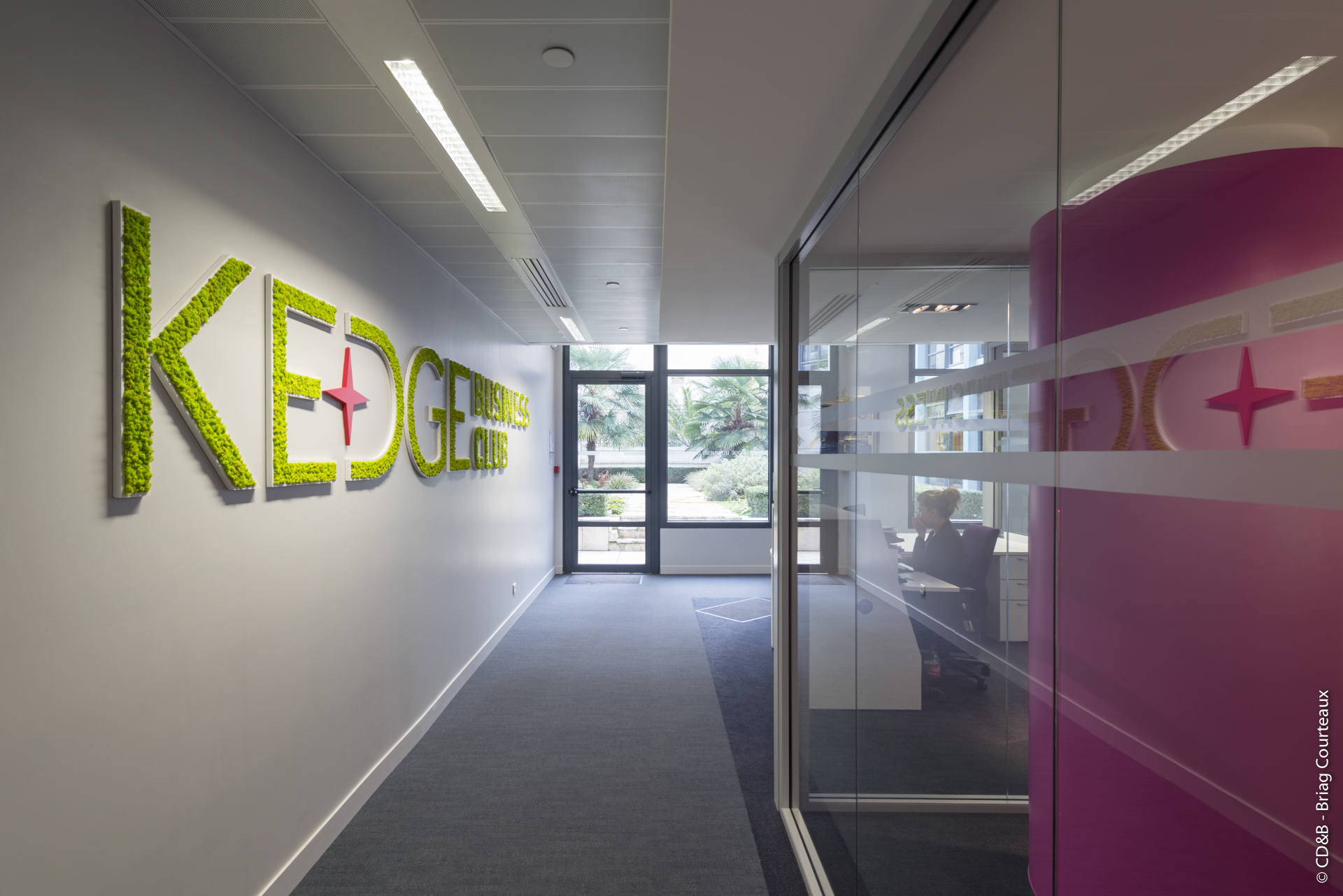 Conseil, aménagement, conception et réalisation des espaces de la Kedge Business School par CDB, Meet you there.